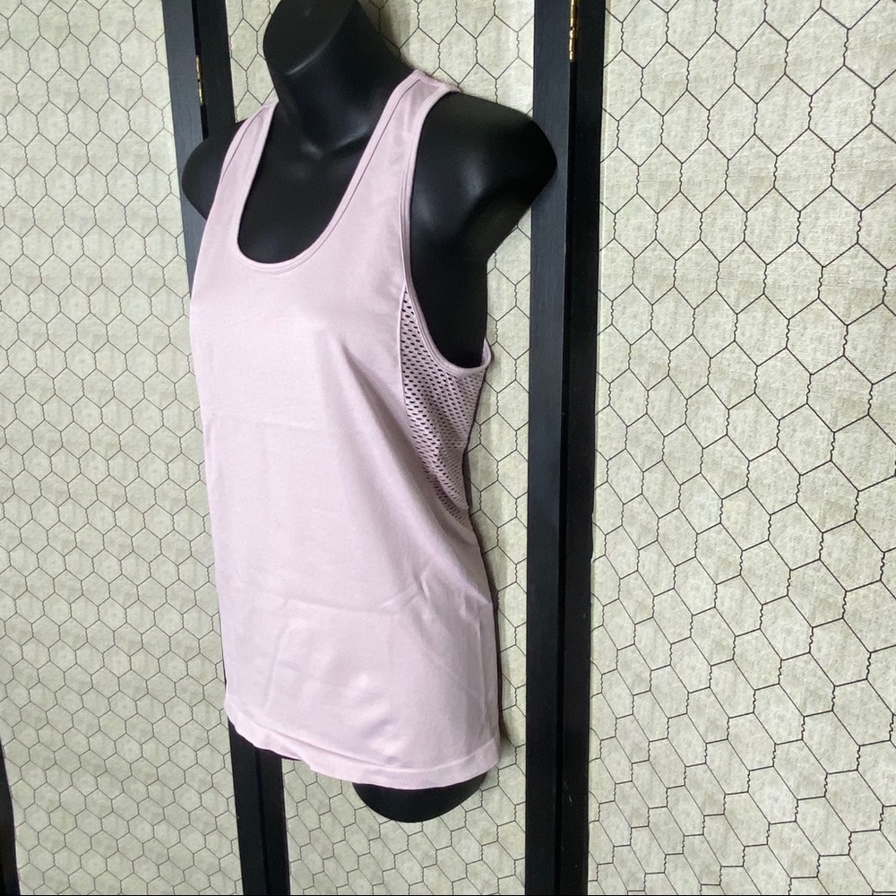 Fabletics Fitted Tank Top - Picture 2 of 6